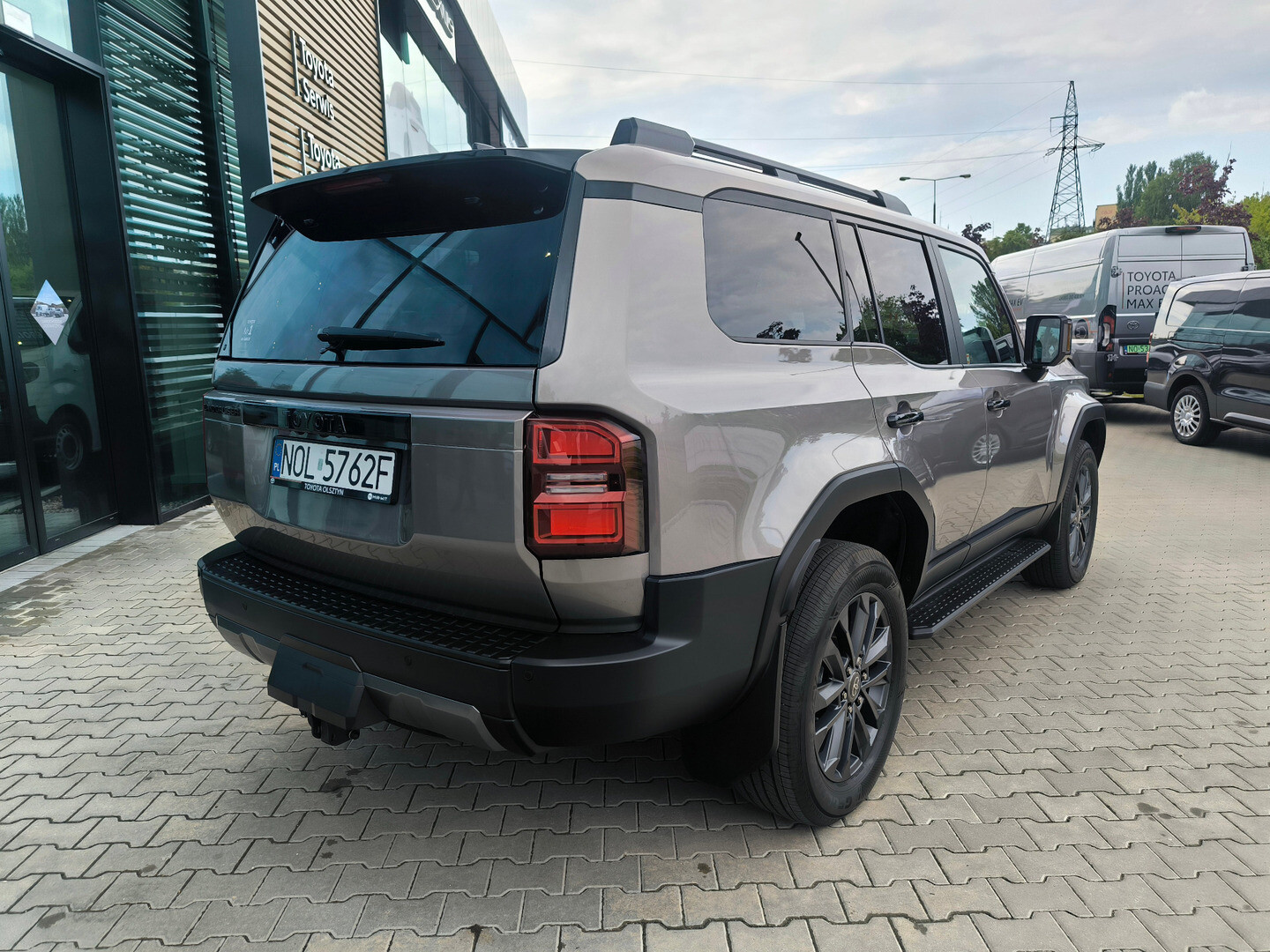 Toyota Land Cruiser