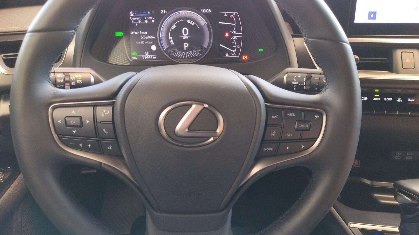 Lexus UX