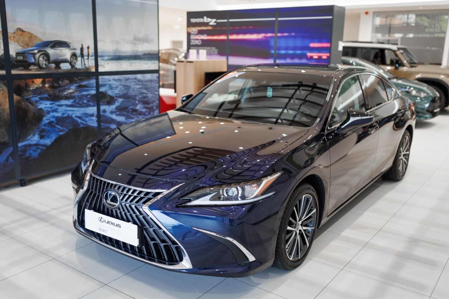 Lexus ES