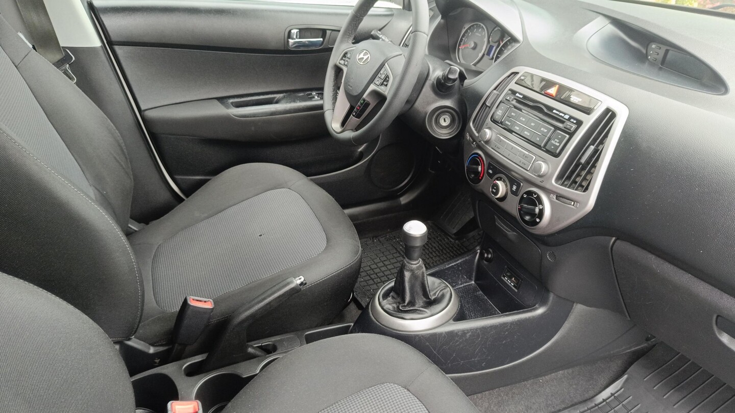Hyundai i20