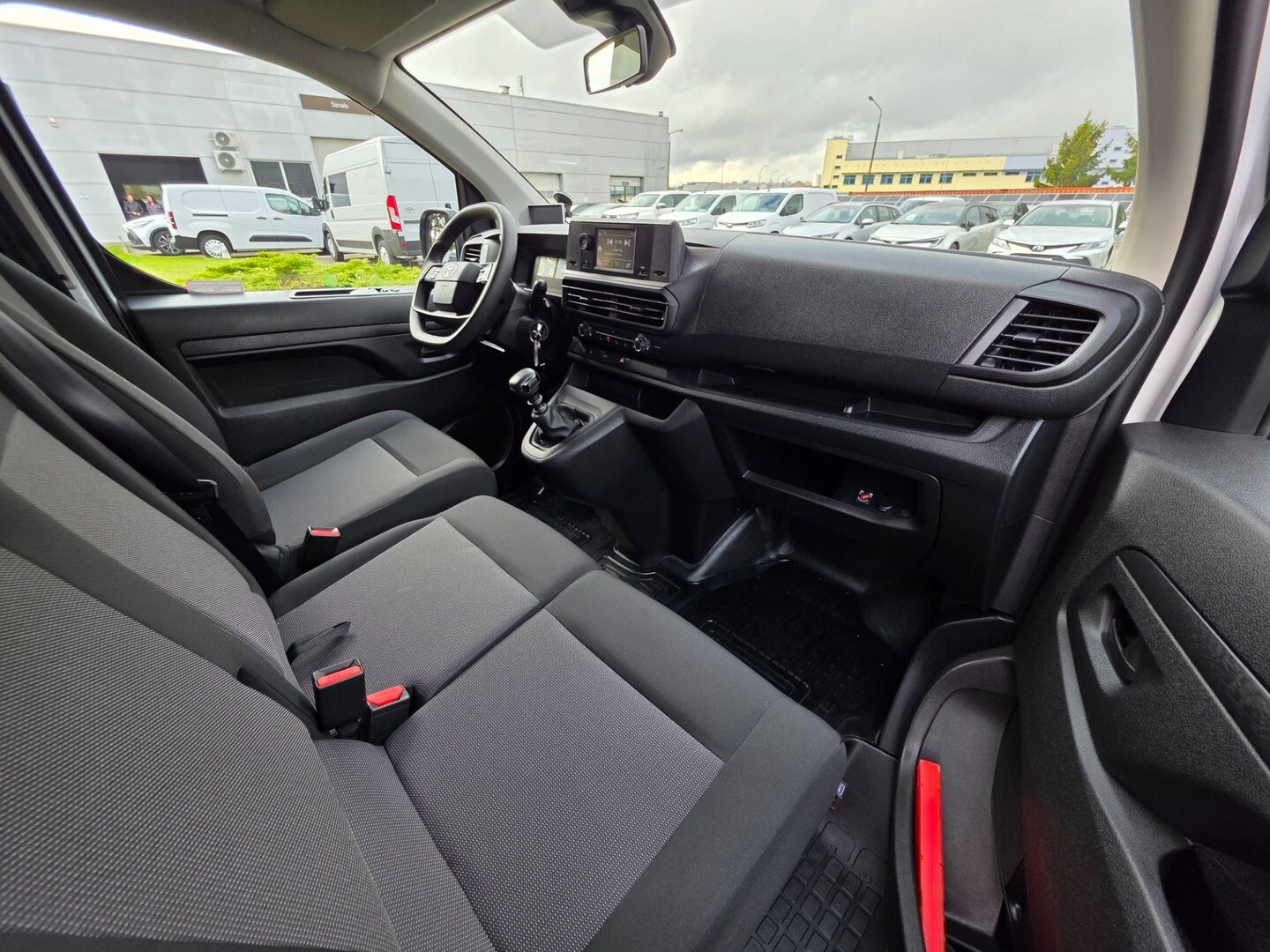 Toyota PROACE