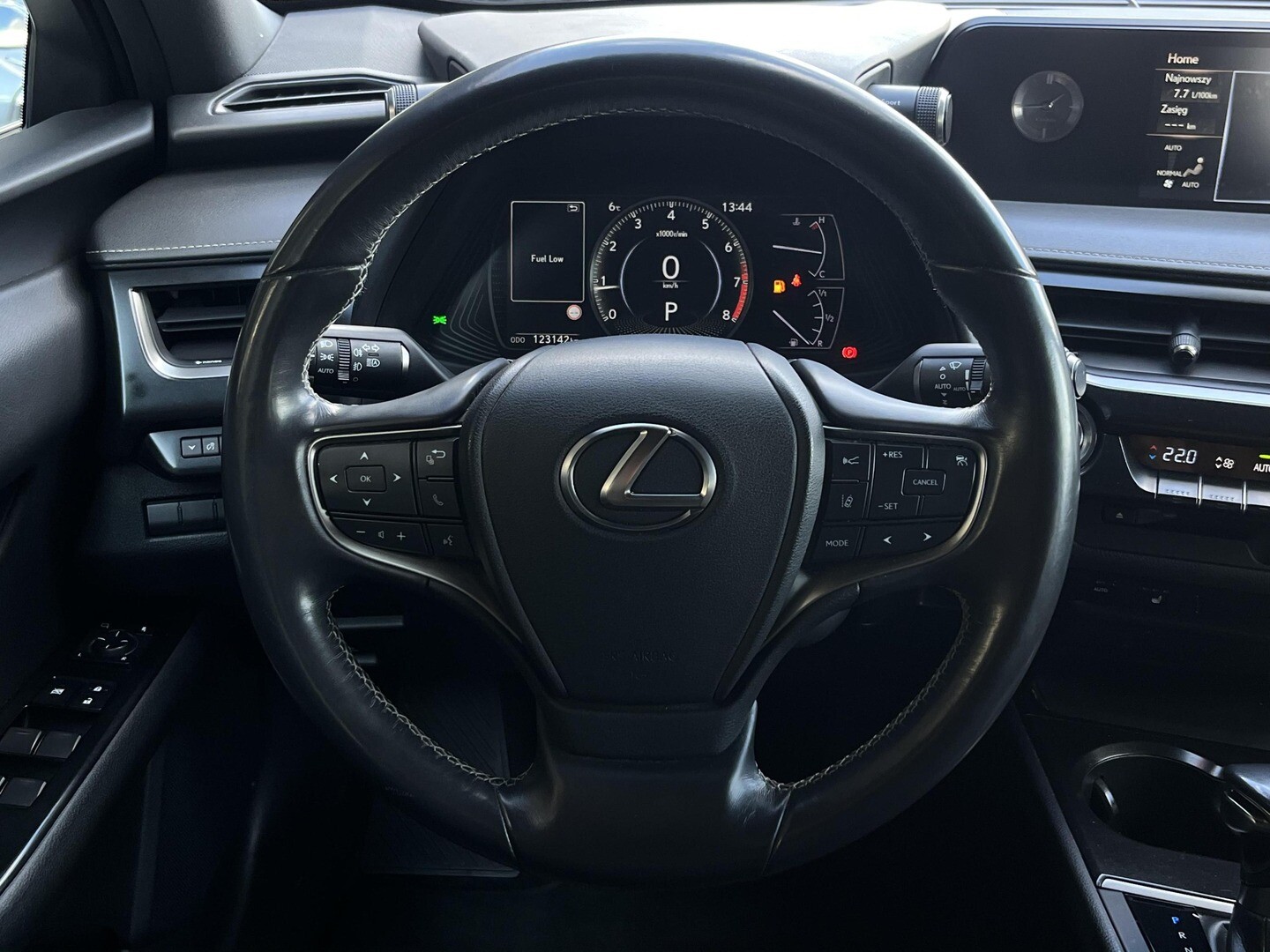 Lexus UX