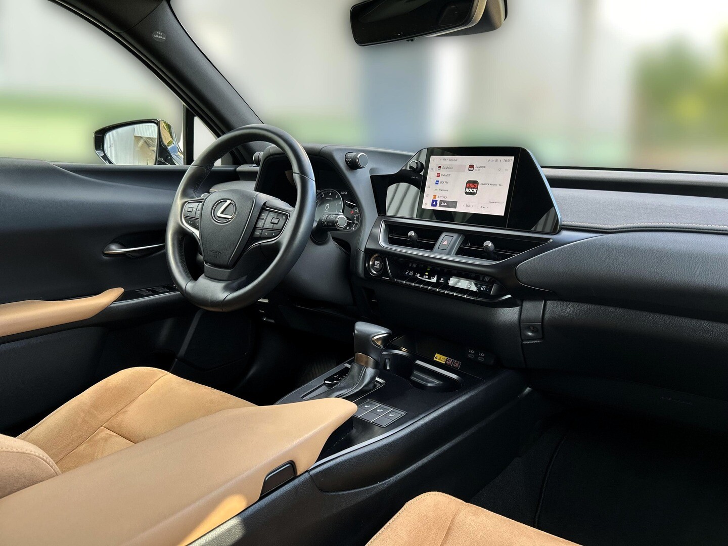 Lexus UX