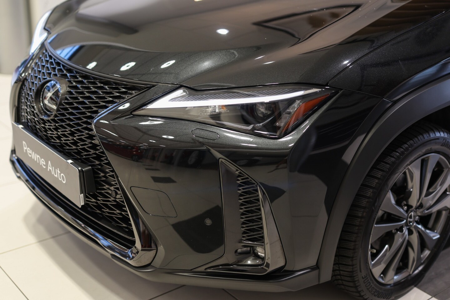 Lexus UX