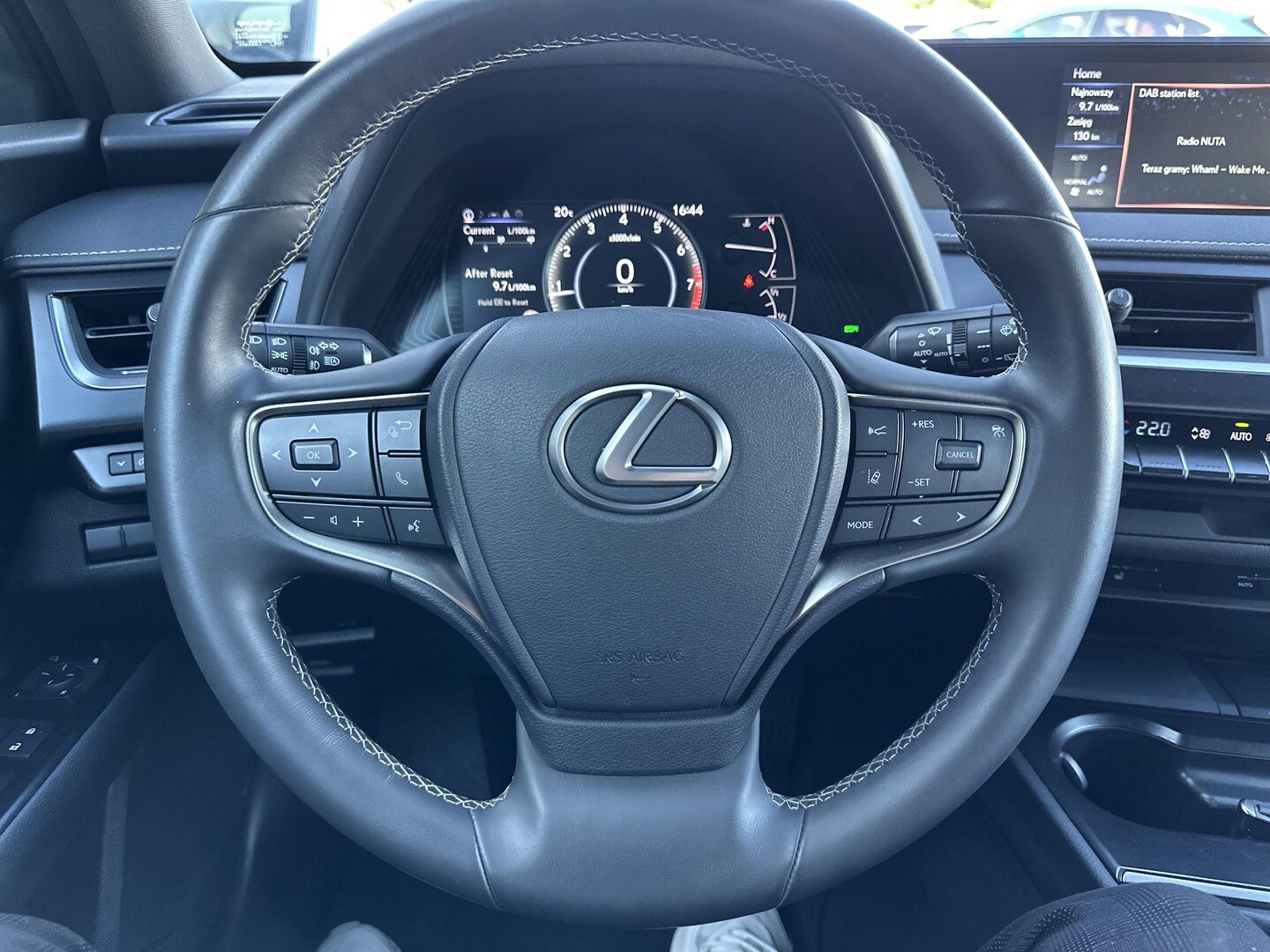 Lexus UX