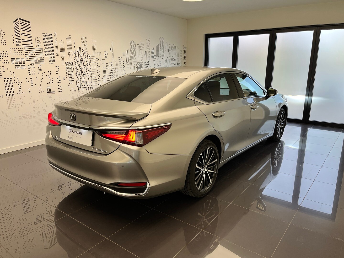 Lexus ES