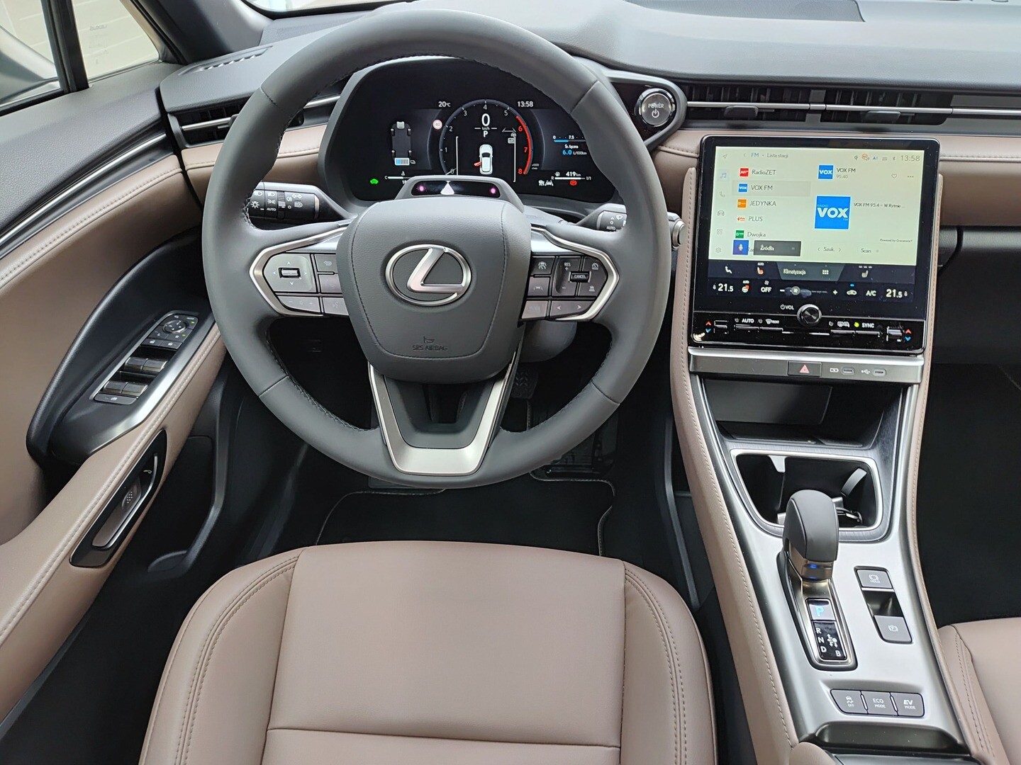 Lexus LBX