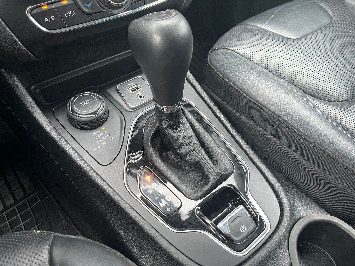 Jeep Cherokee
