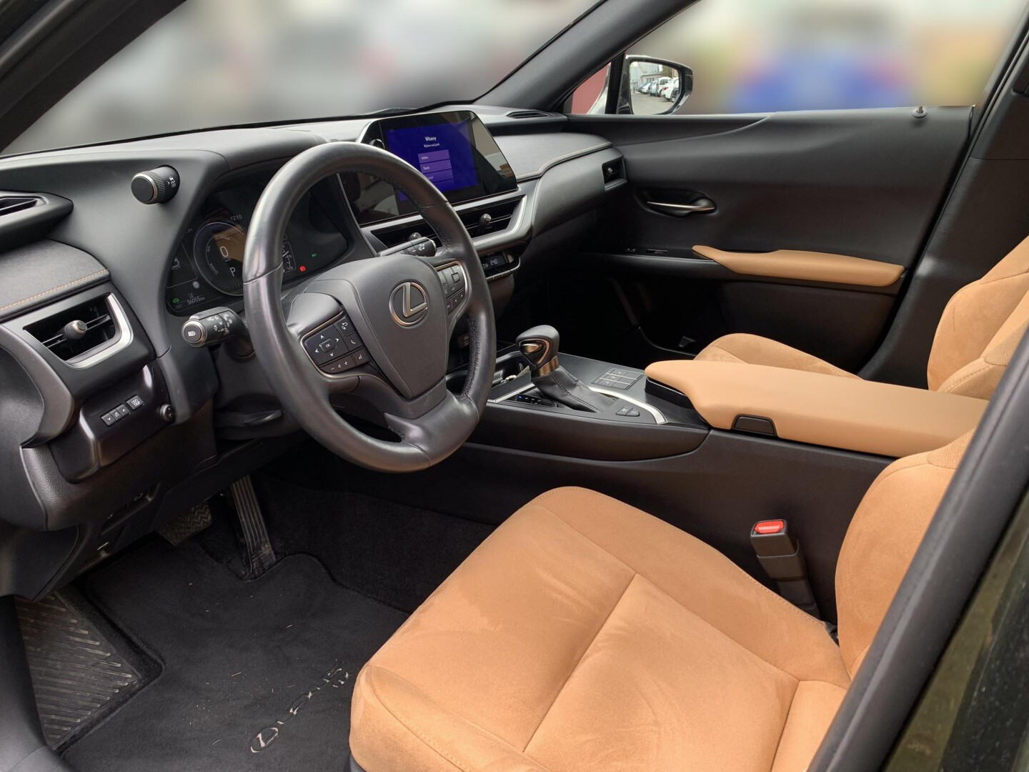 Lexus UX