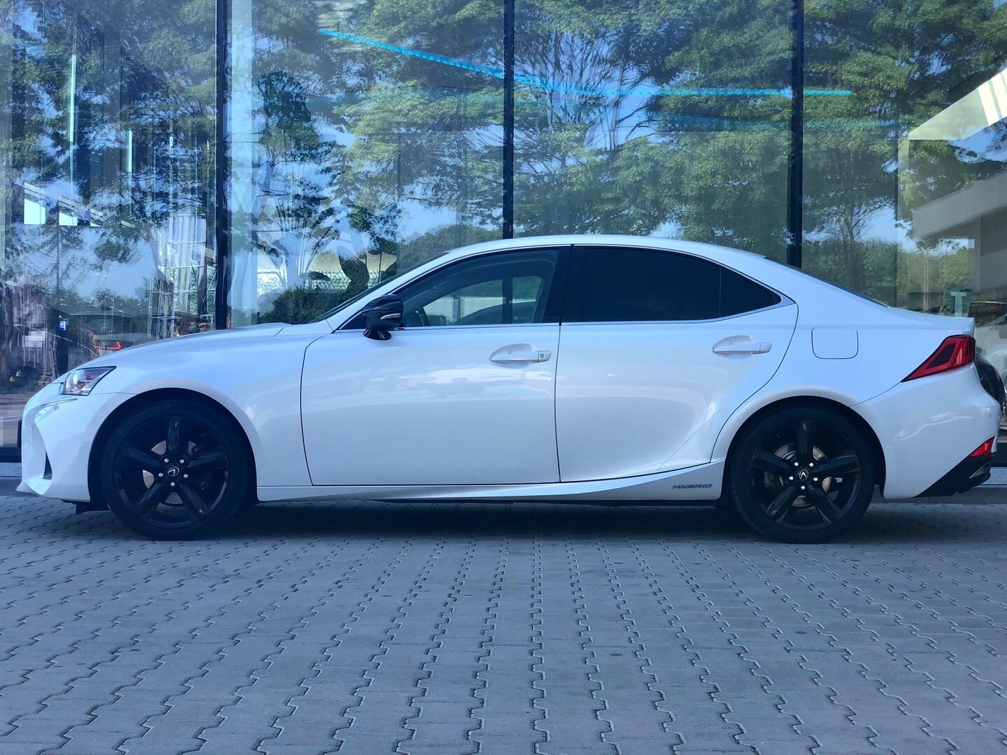 Lexus IS