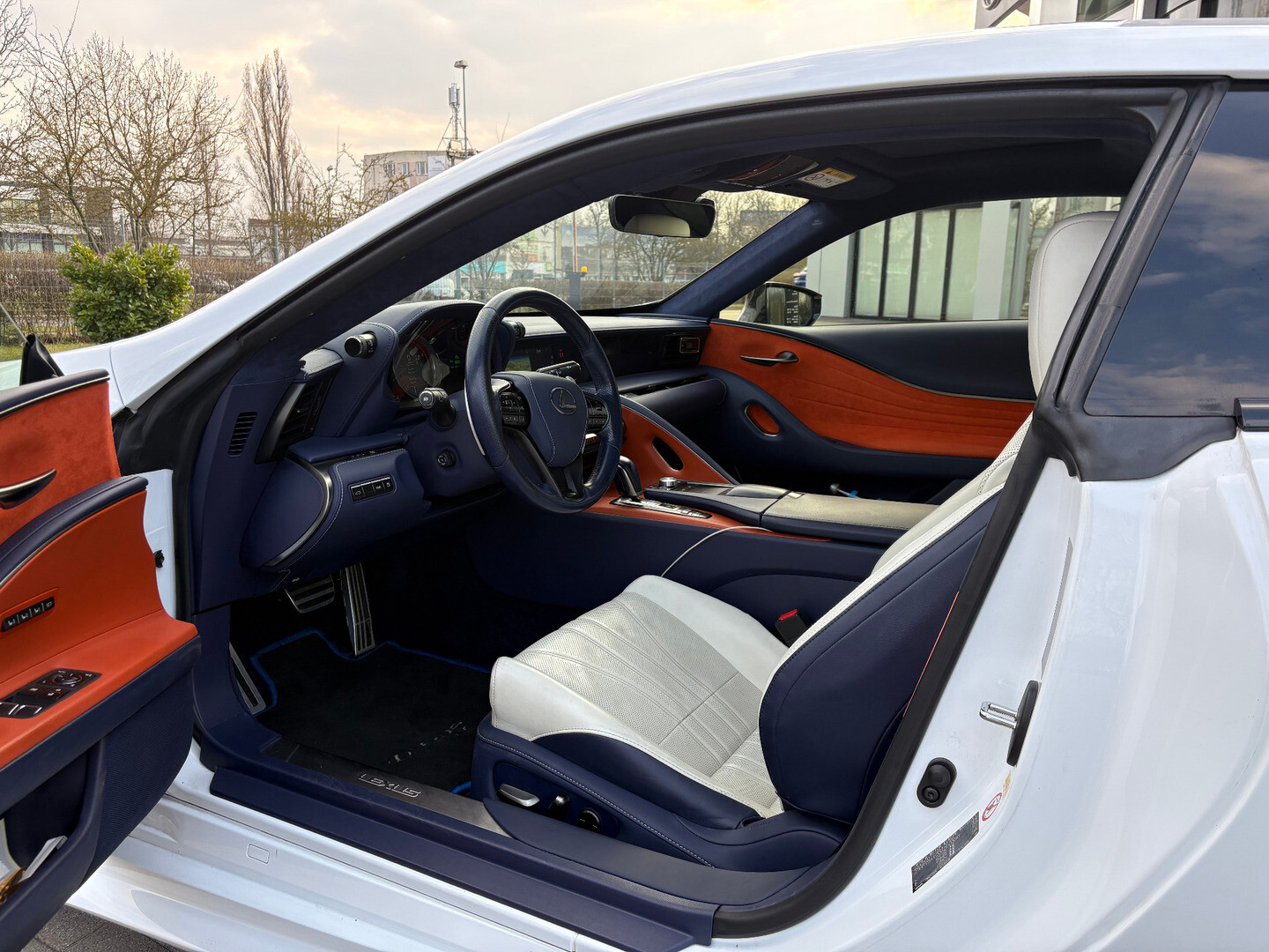 Lexus LC