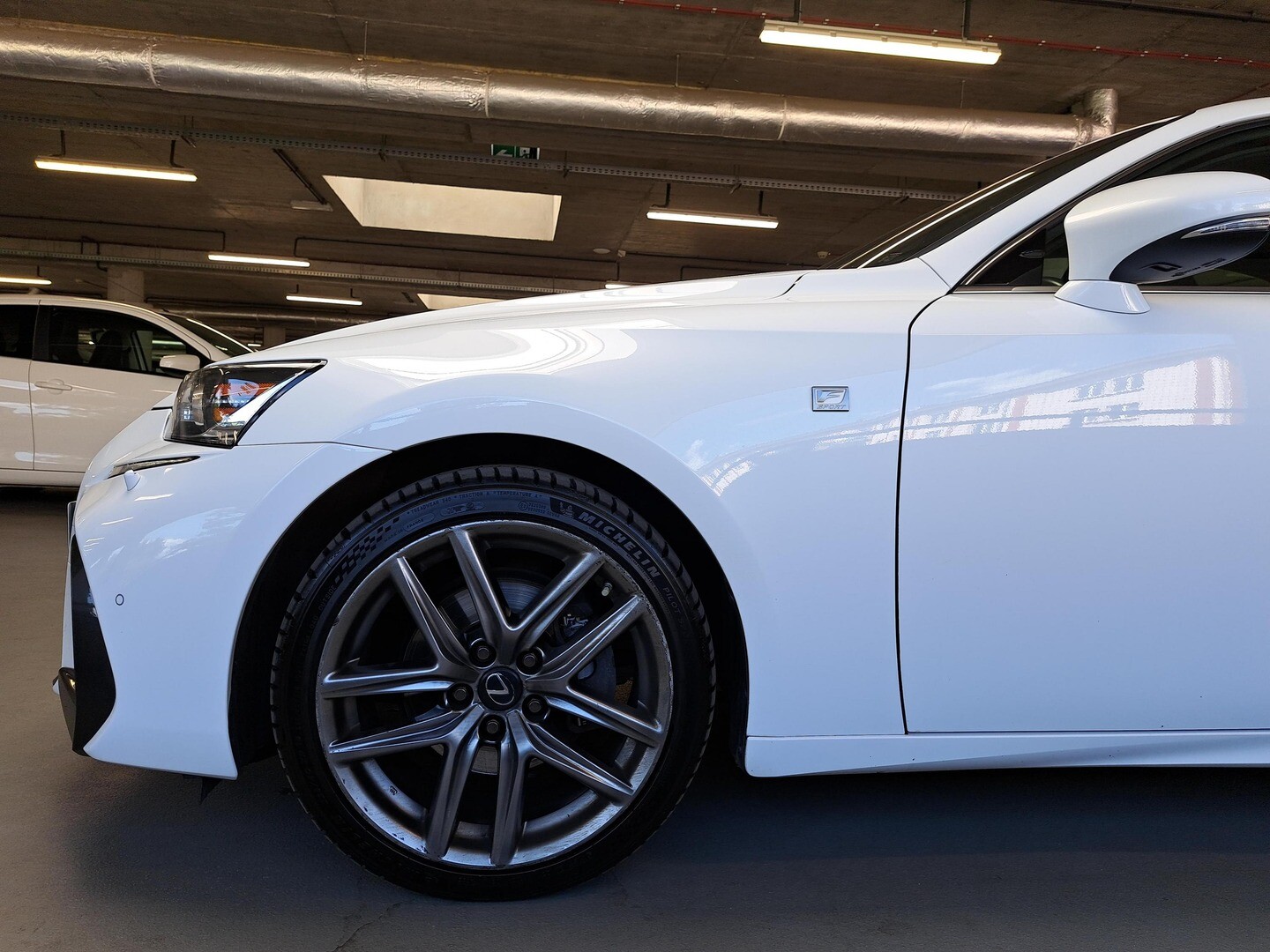 Lexus IS