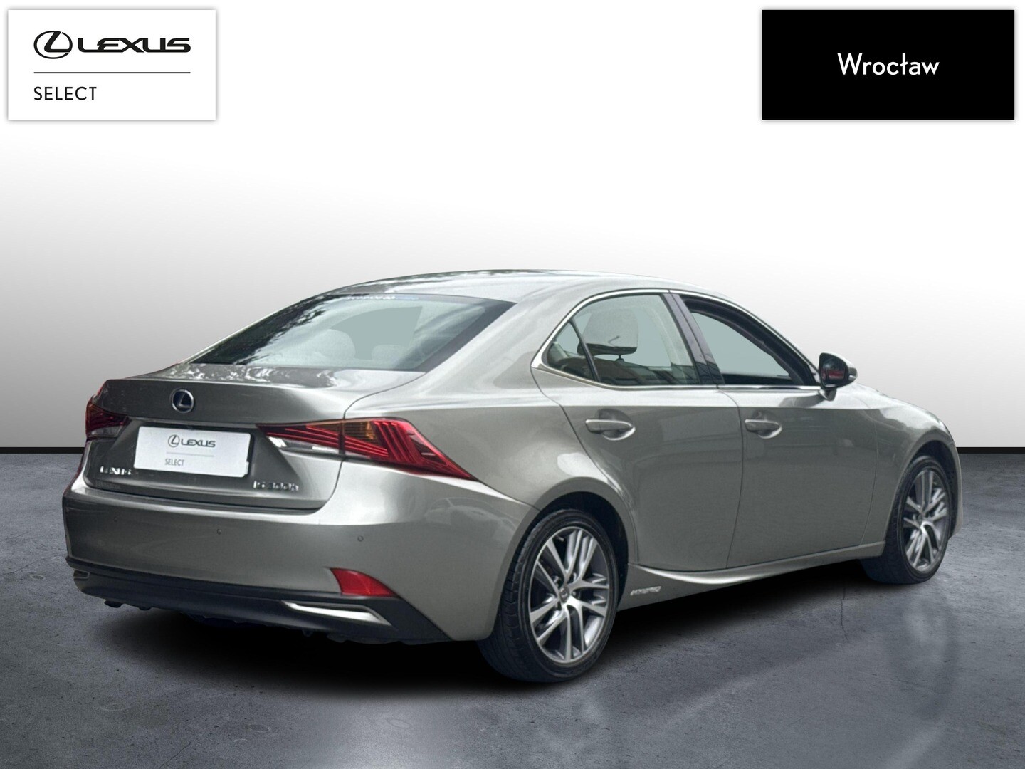Lexus IS