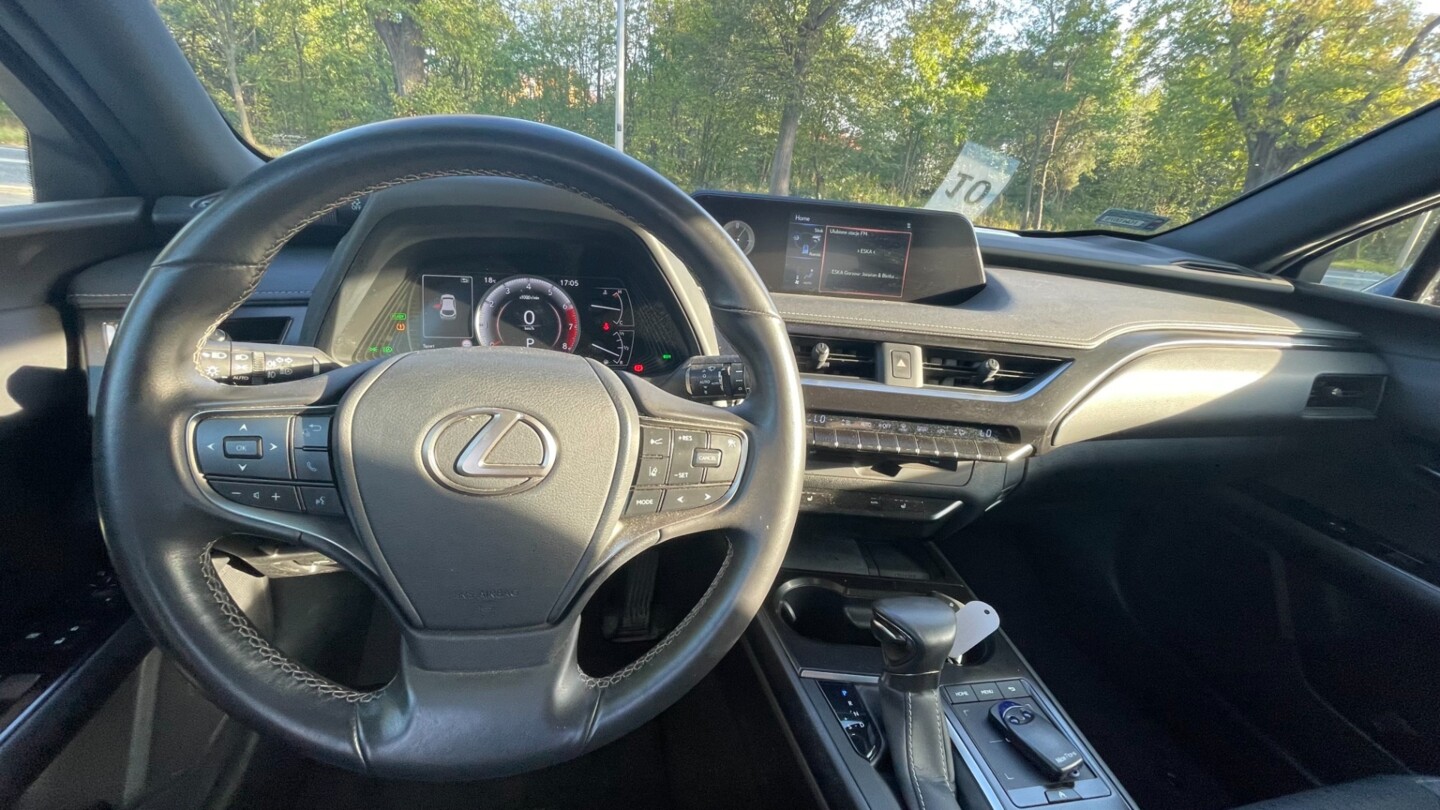 Lexus UX