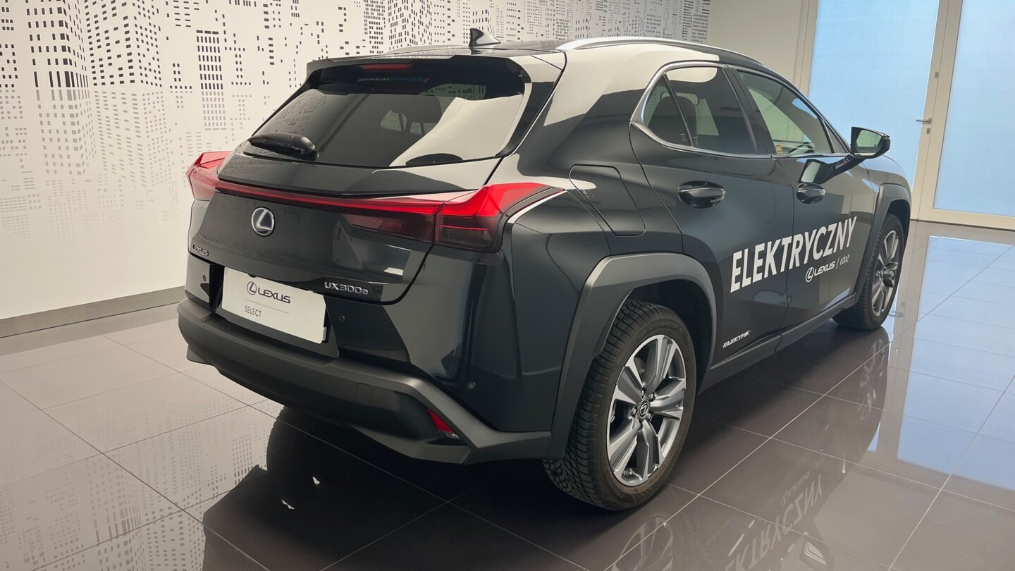 Lexus UX