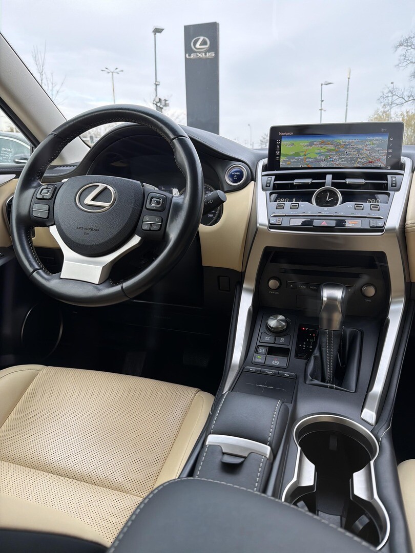 Lexus NX