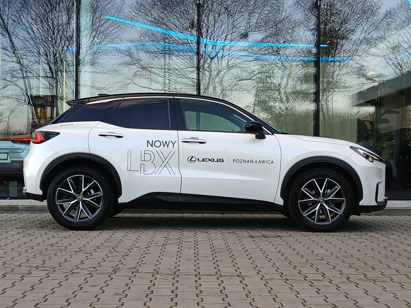 Lexus LBX