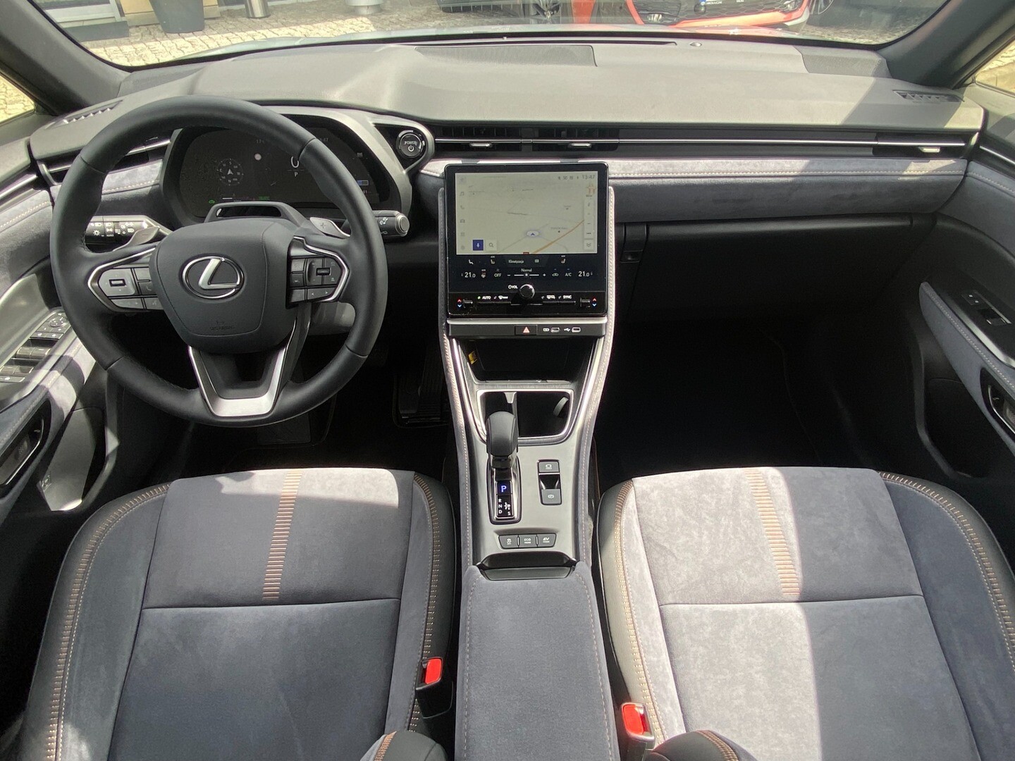 Lexus LBX