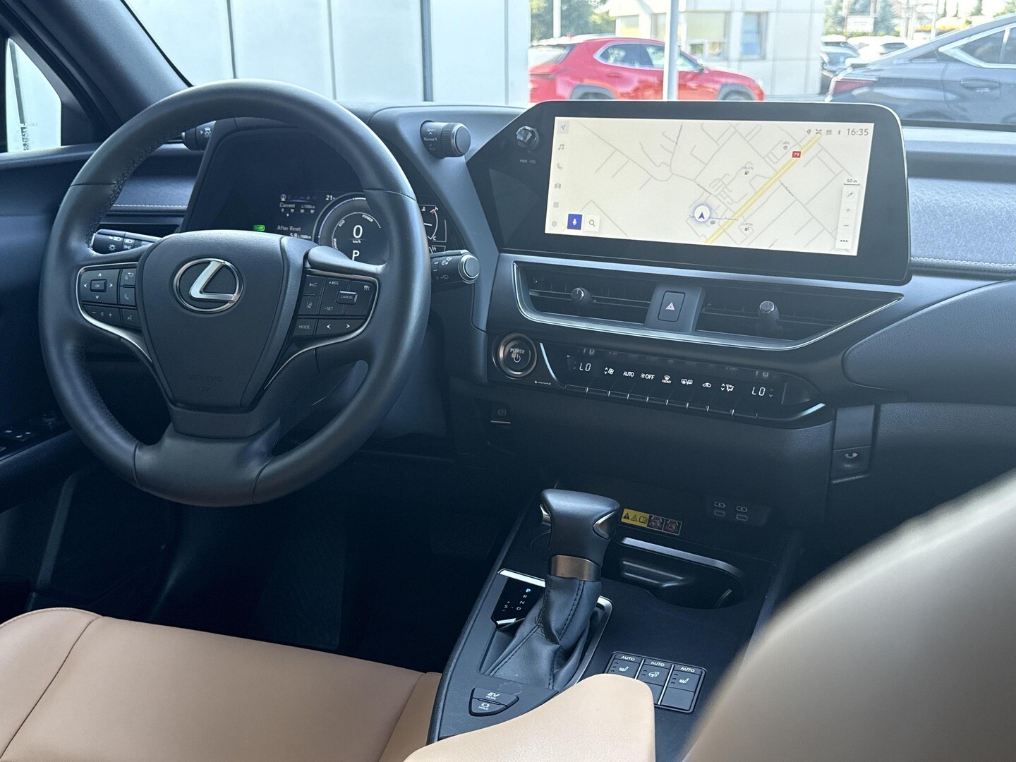 Lexus UX