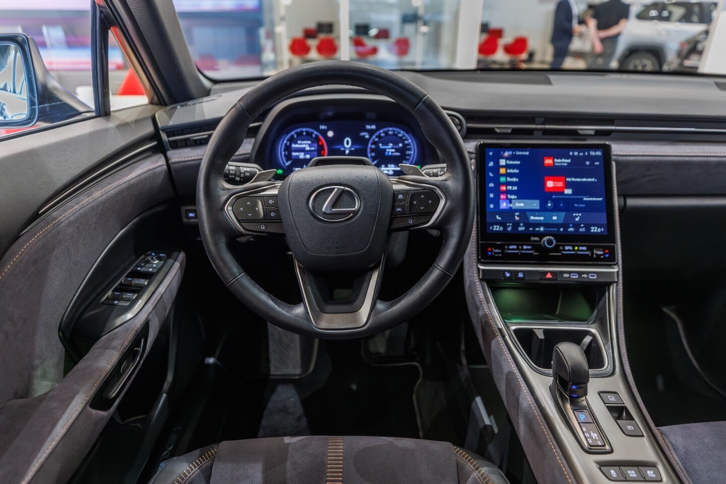 Lexus Inny
