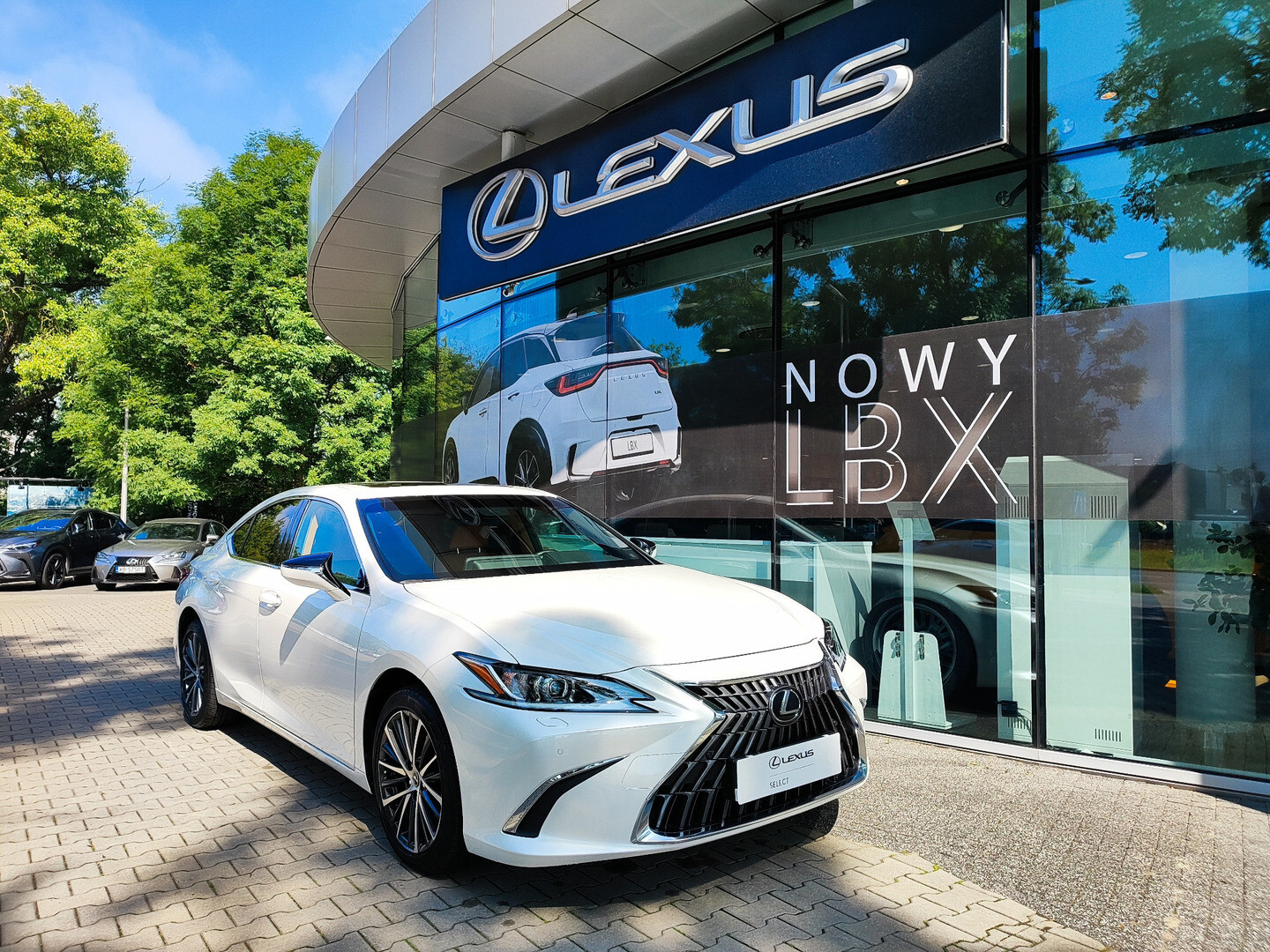 Lexus ES