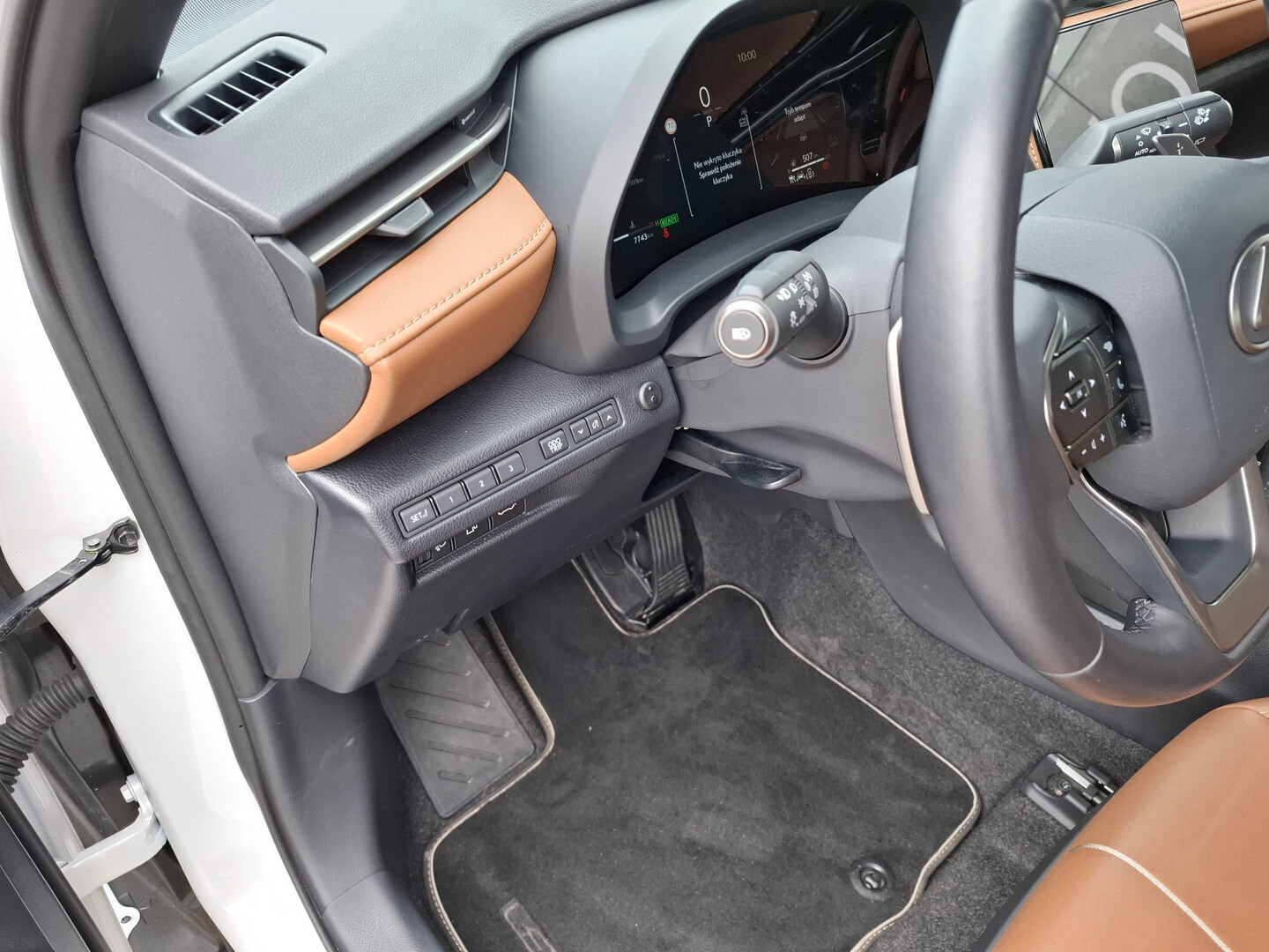 Lexus LBX