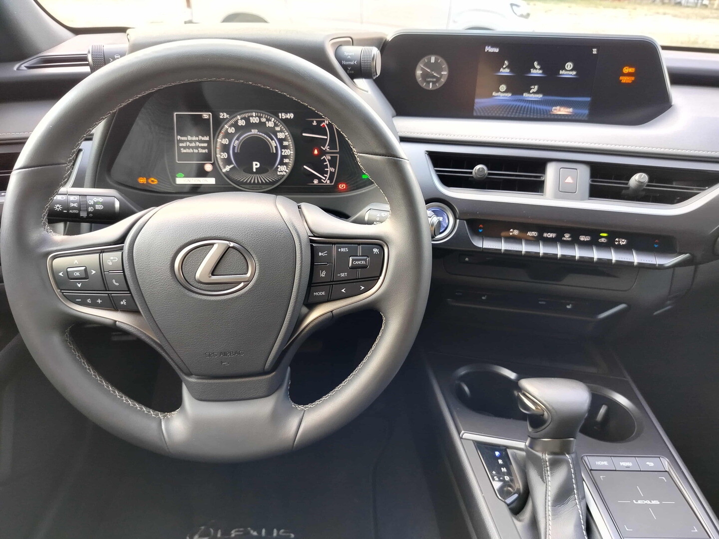 Lexus UX