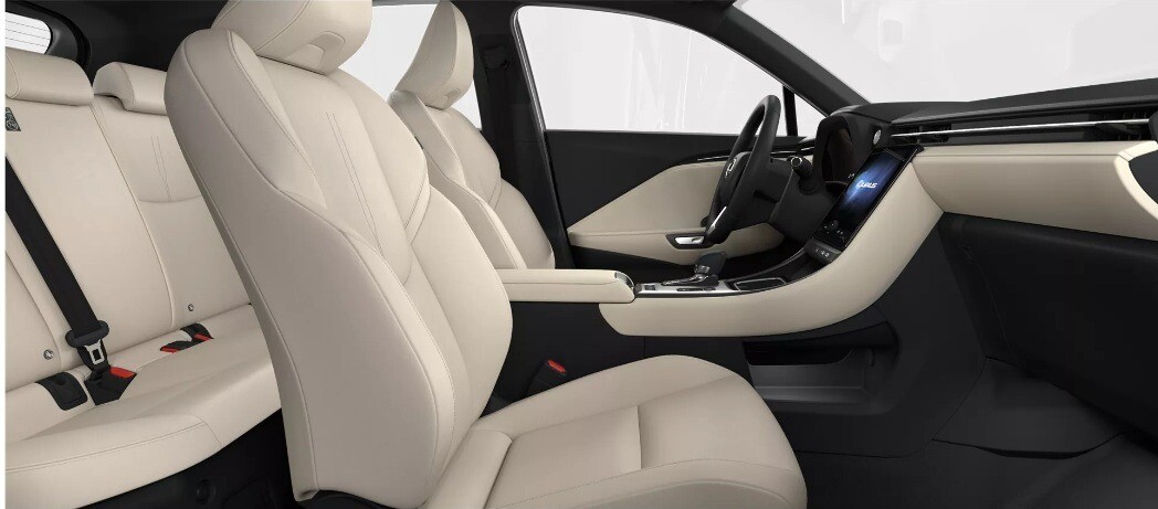Lexus LBX