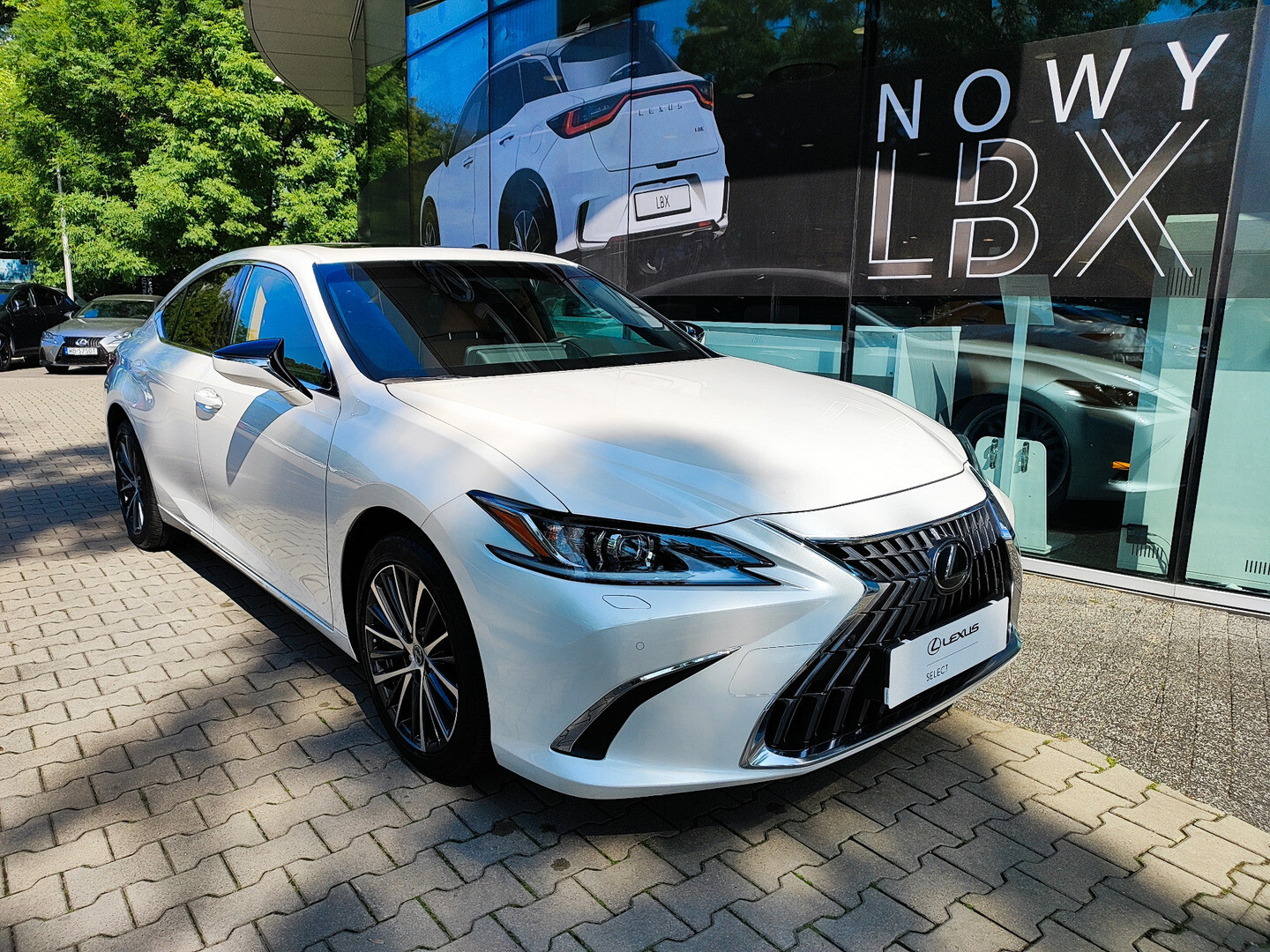 Lexus ES