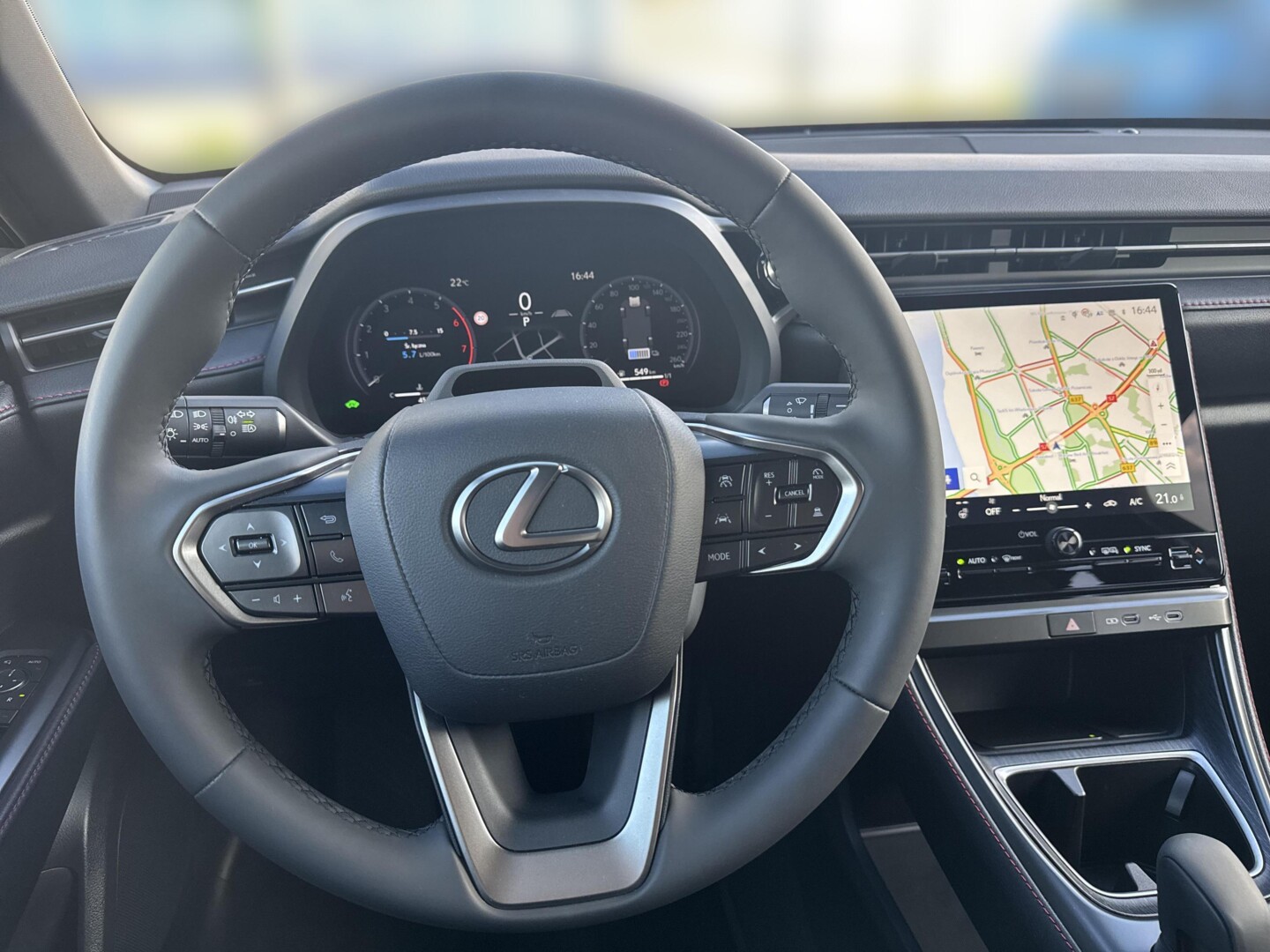 Lexus LBX