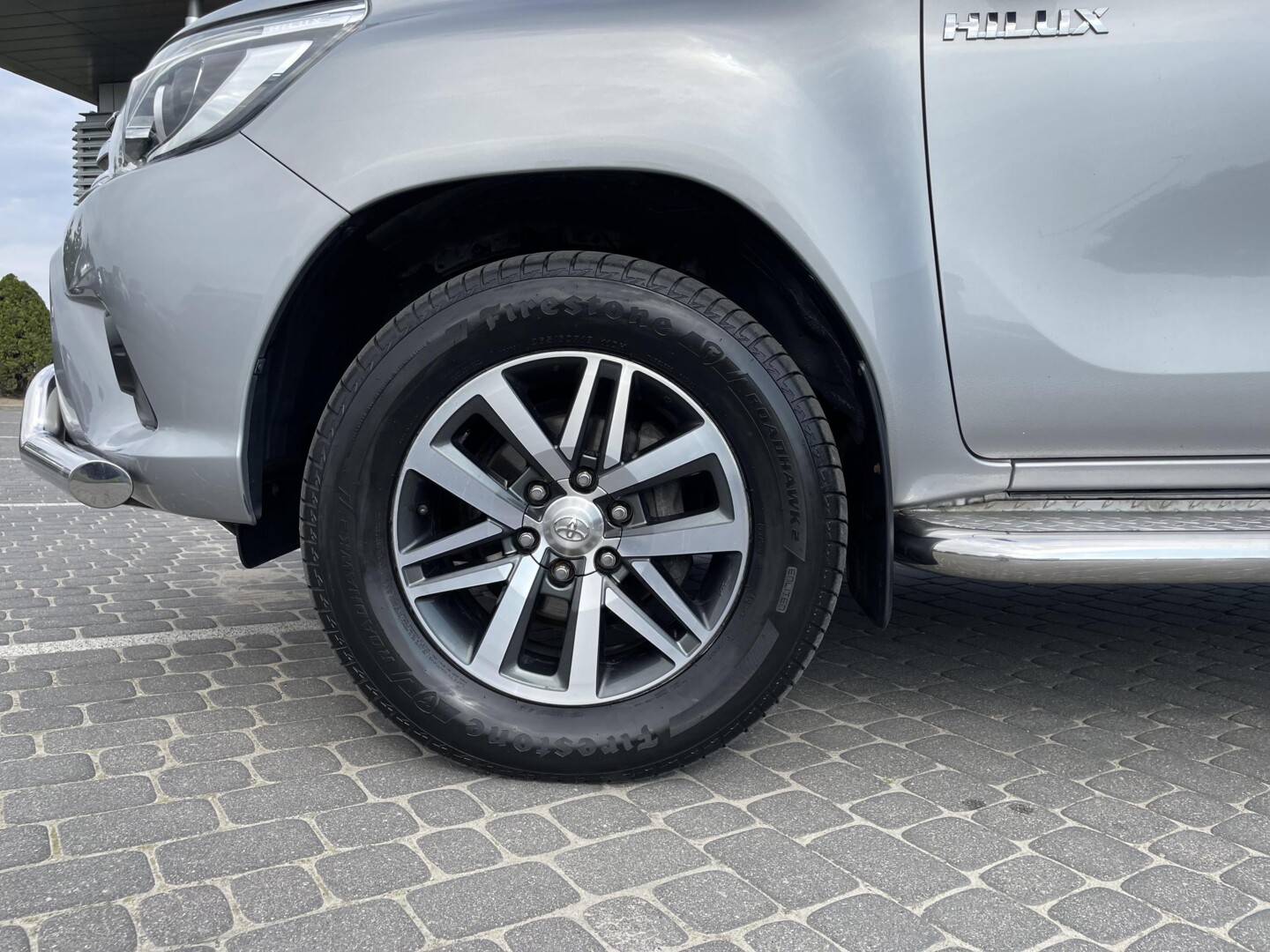 Toyota Hilux