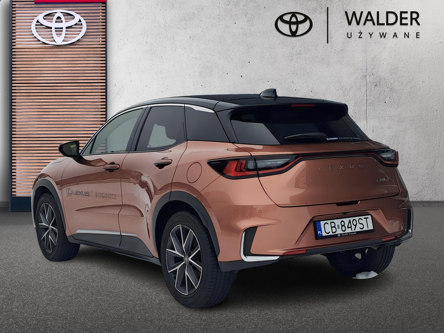Lexus LBX