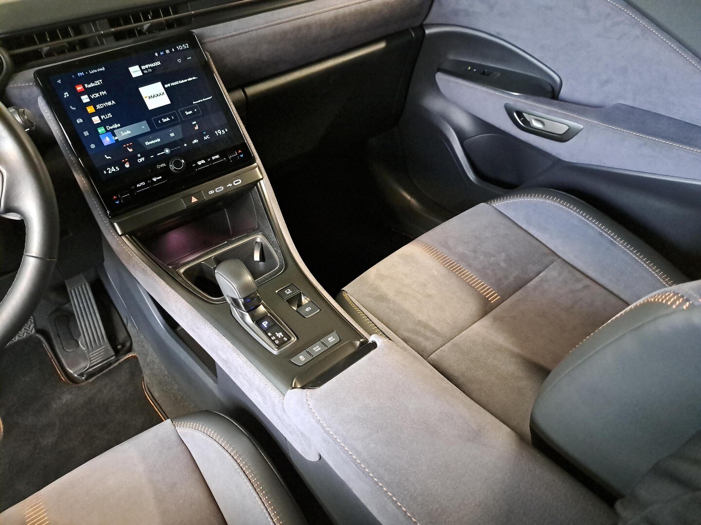 Lexus LBX