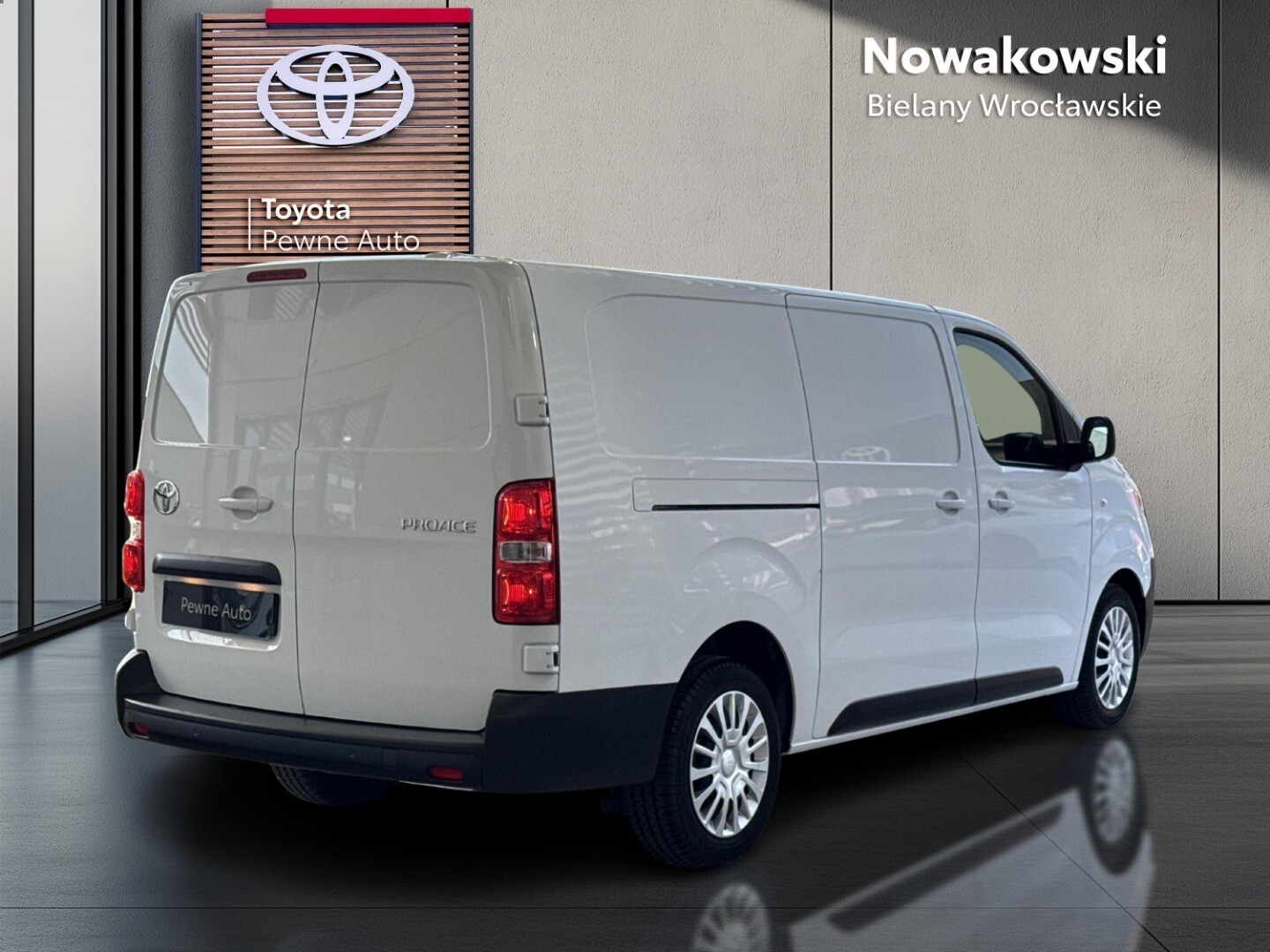 Toyota PROACE