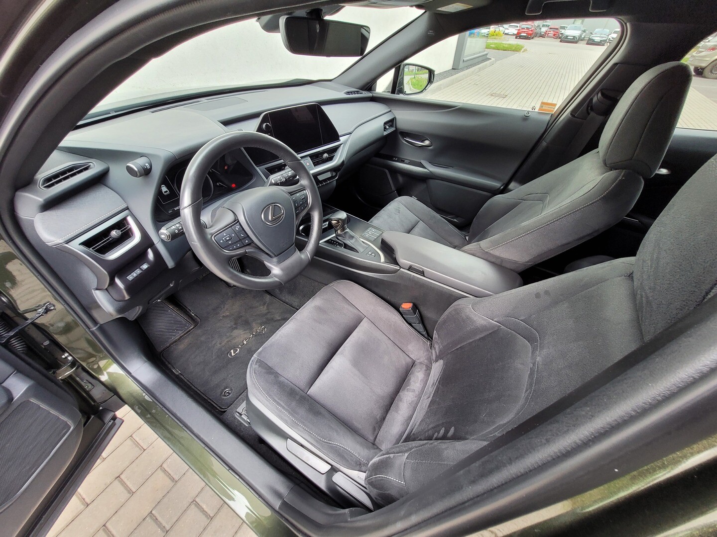 Lexus UX