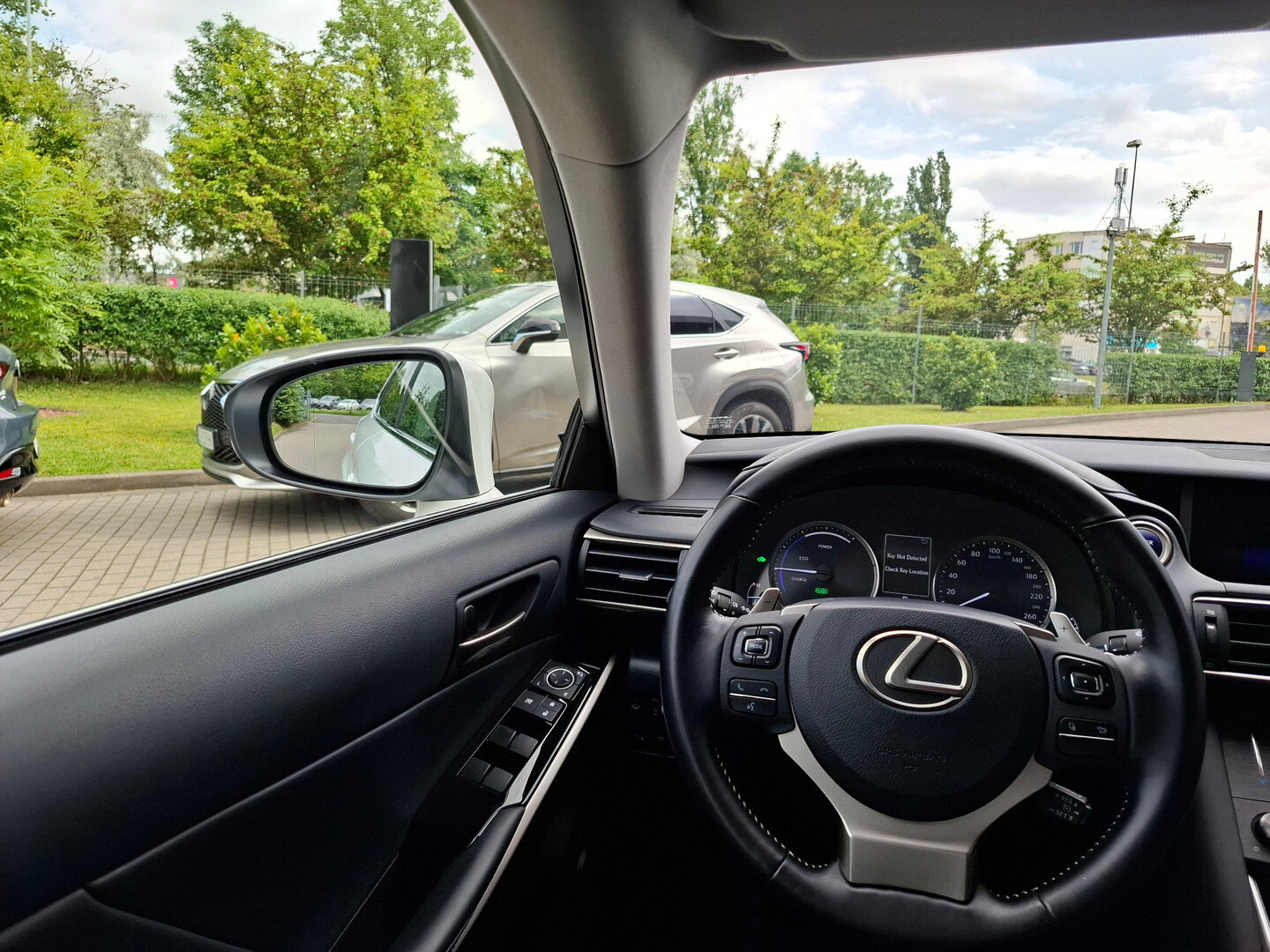 Lexus IS