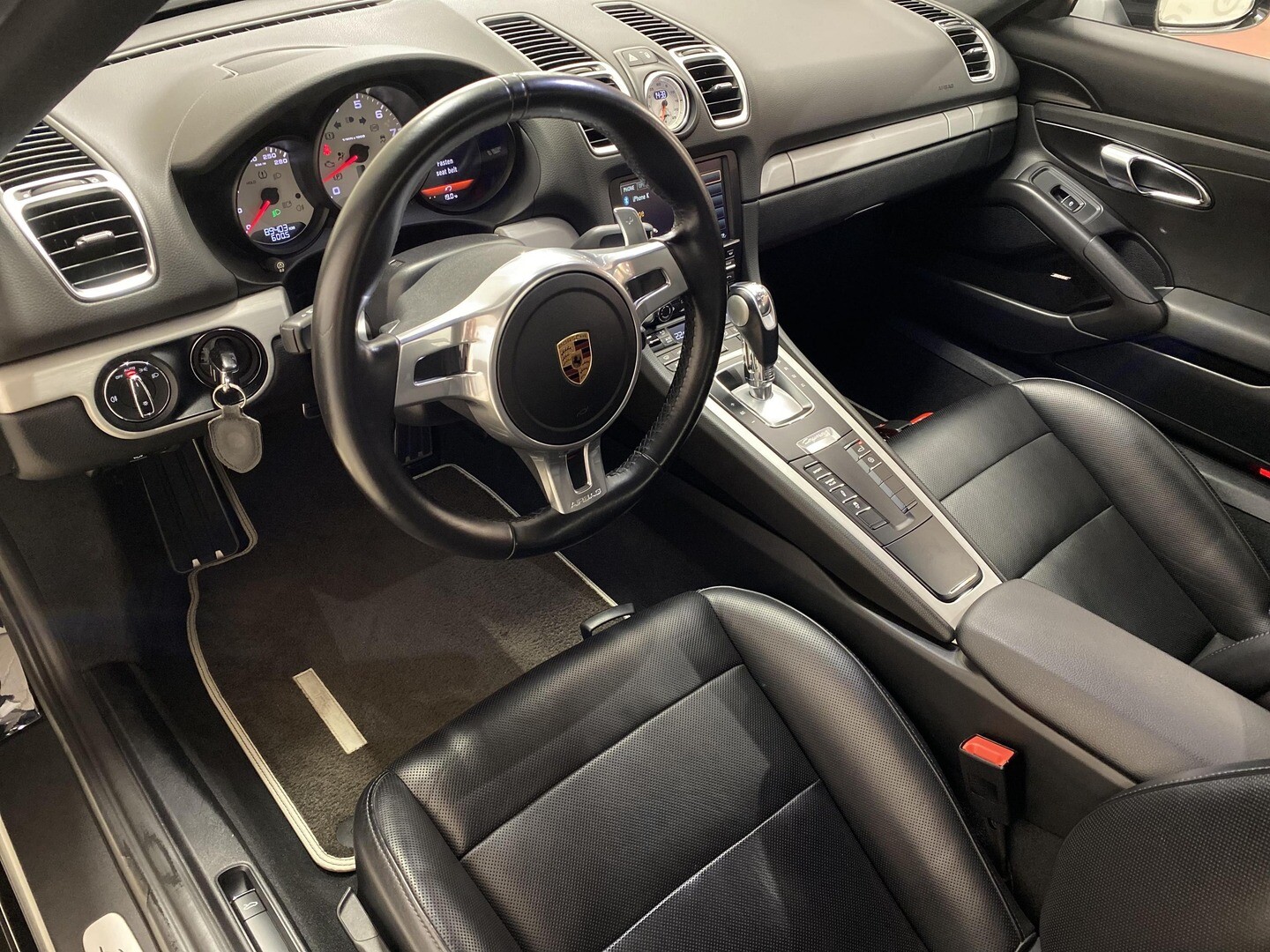 Porsche Cayman