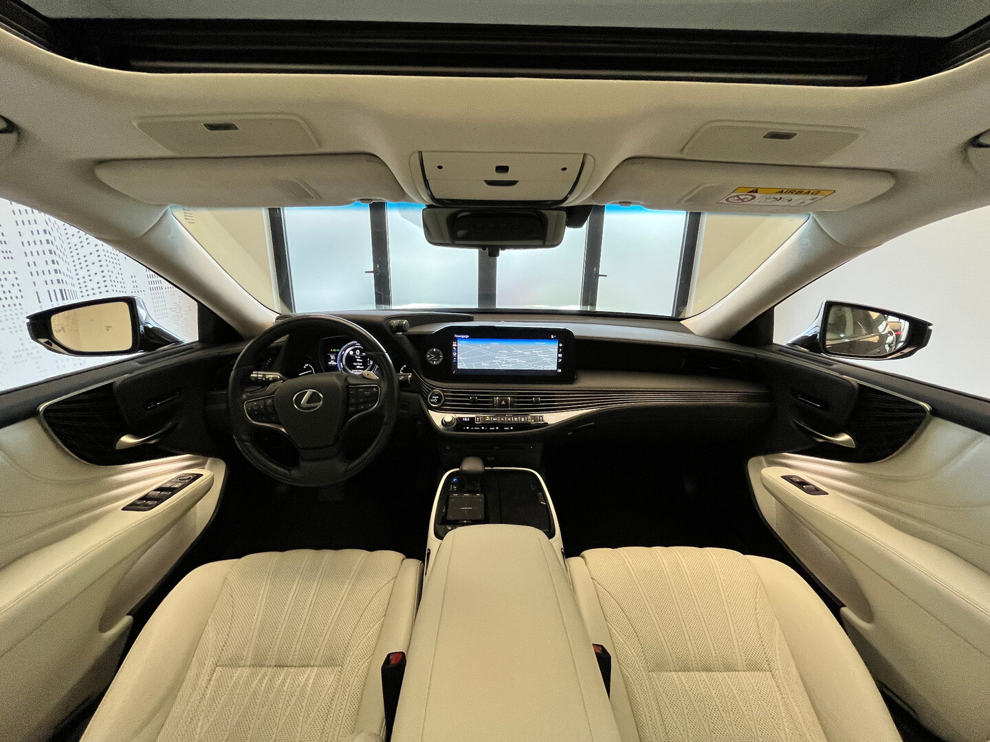 Lexus LS