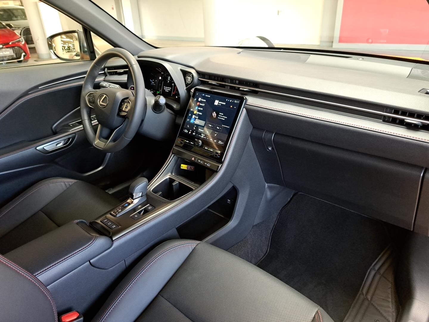 Lexus LBX