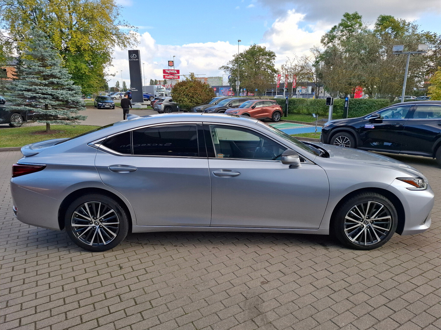 Lexus ES
