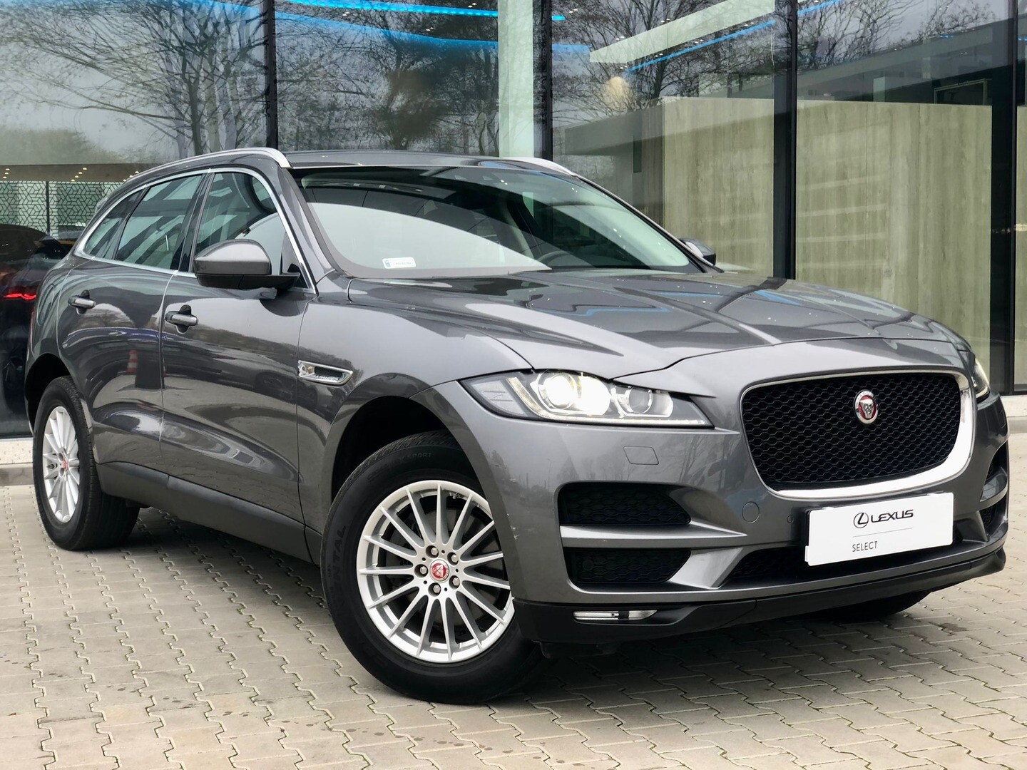 Jaguar F-Pace