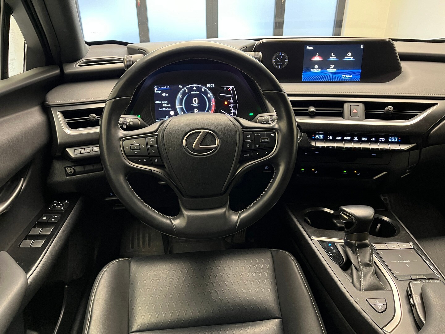 Lexus UX