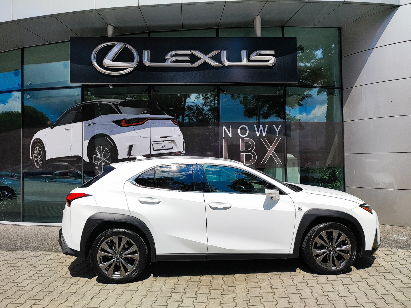 Lexus UX