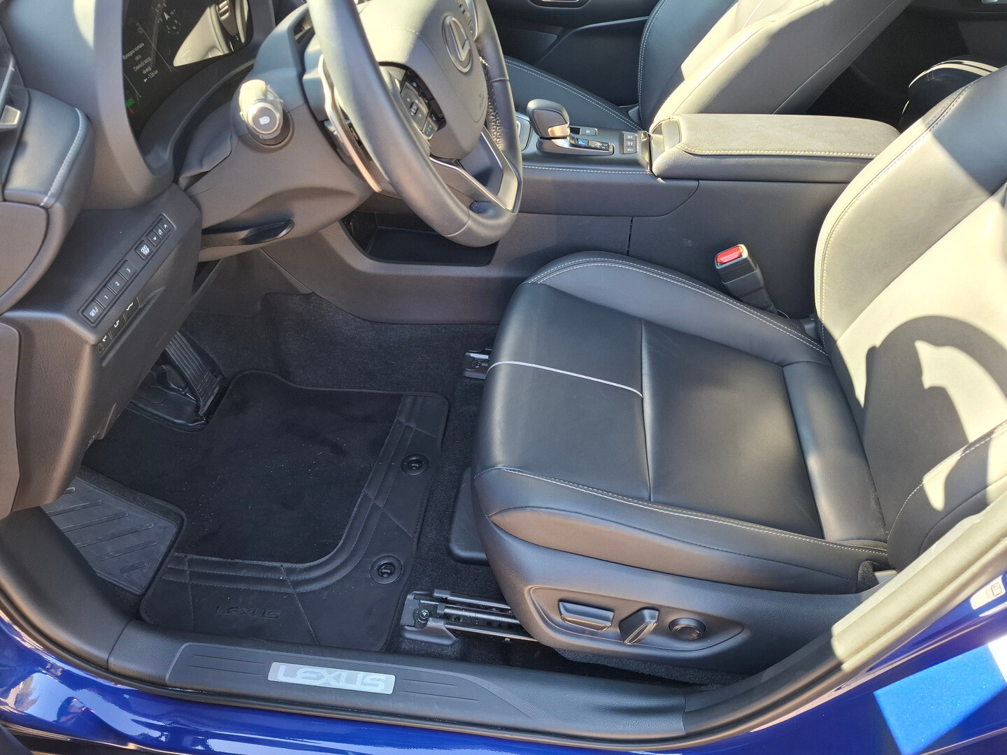 Lexus LBX
