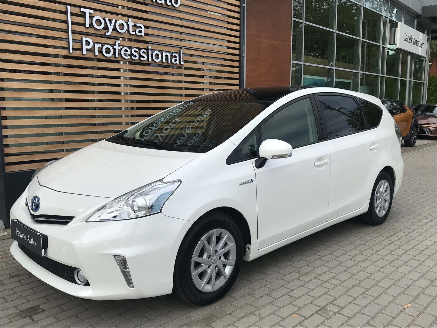 Toyota Prius+