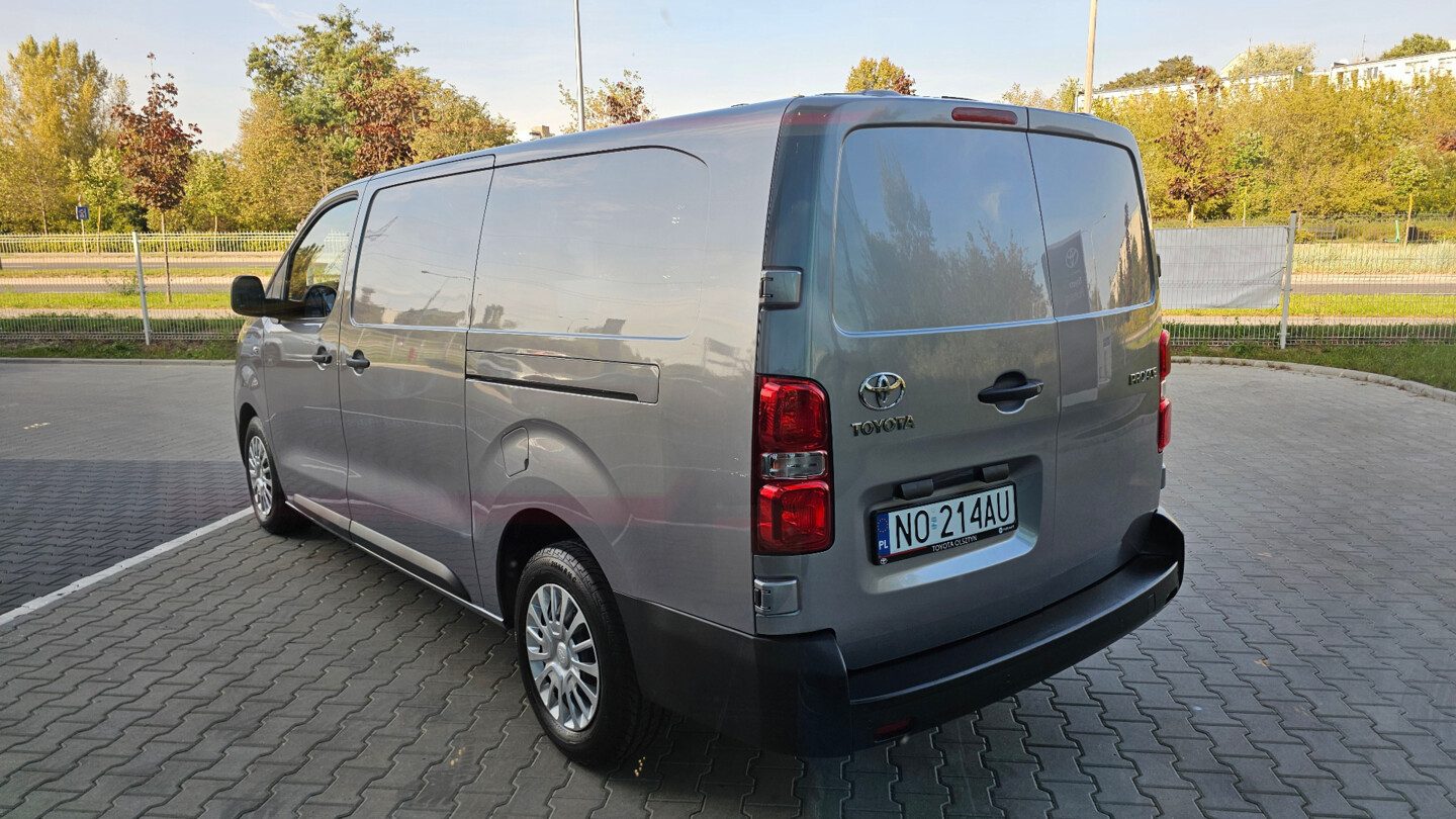 Toyota PROACE