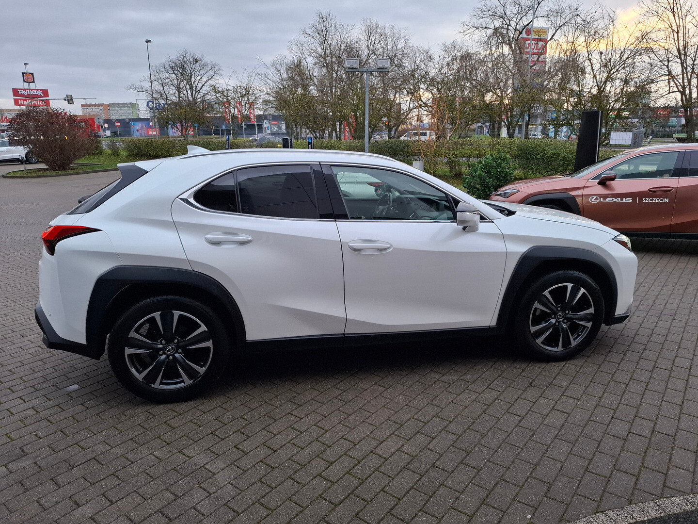 Lexus UX