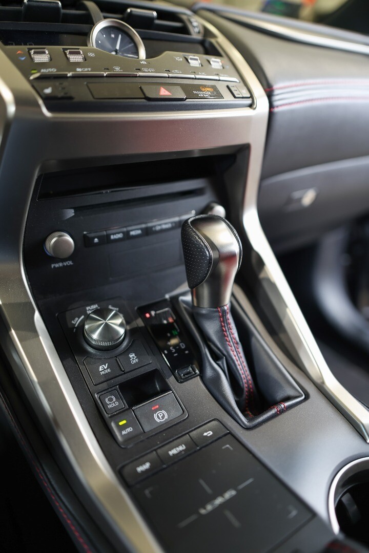 Lexus NX
