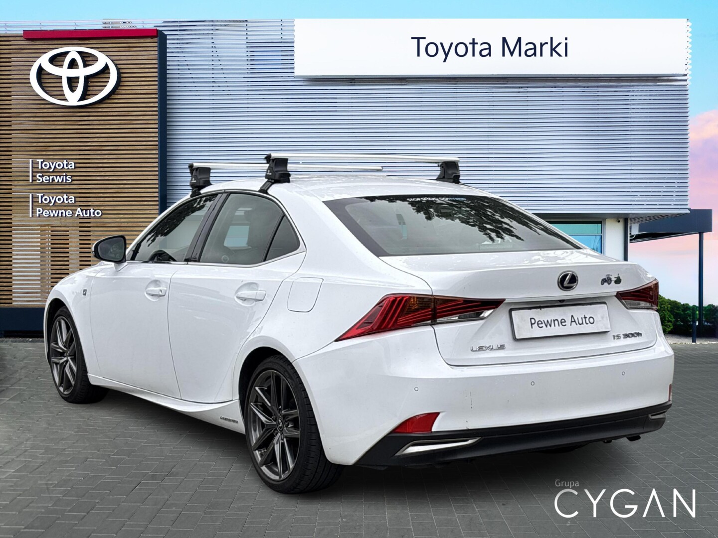 Lexus IS