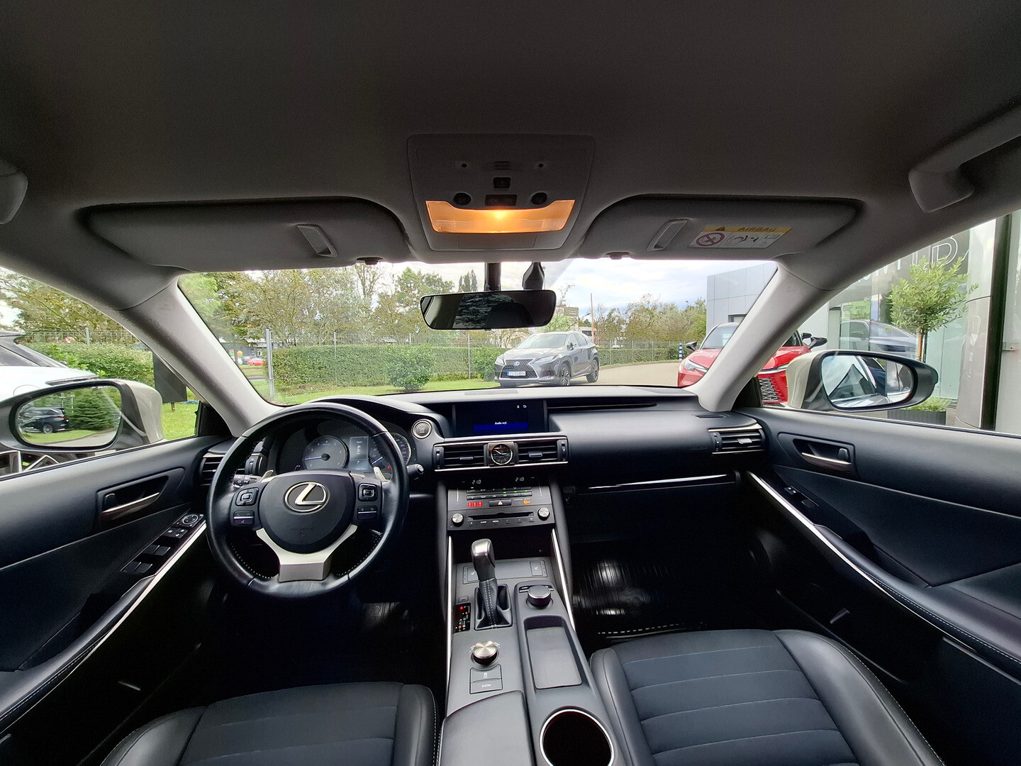 Lexus IS